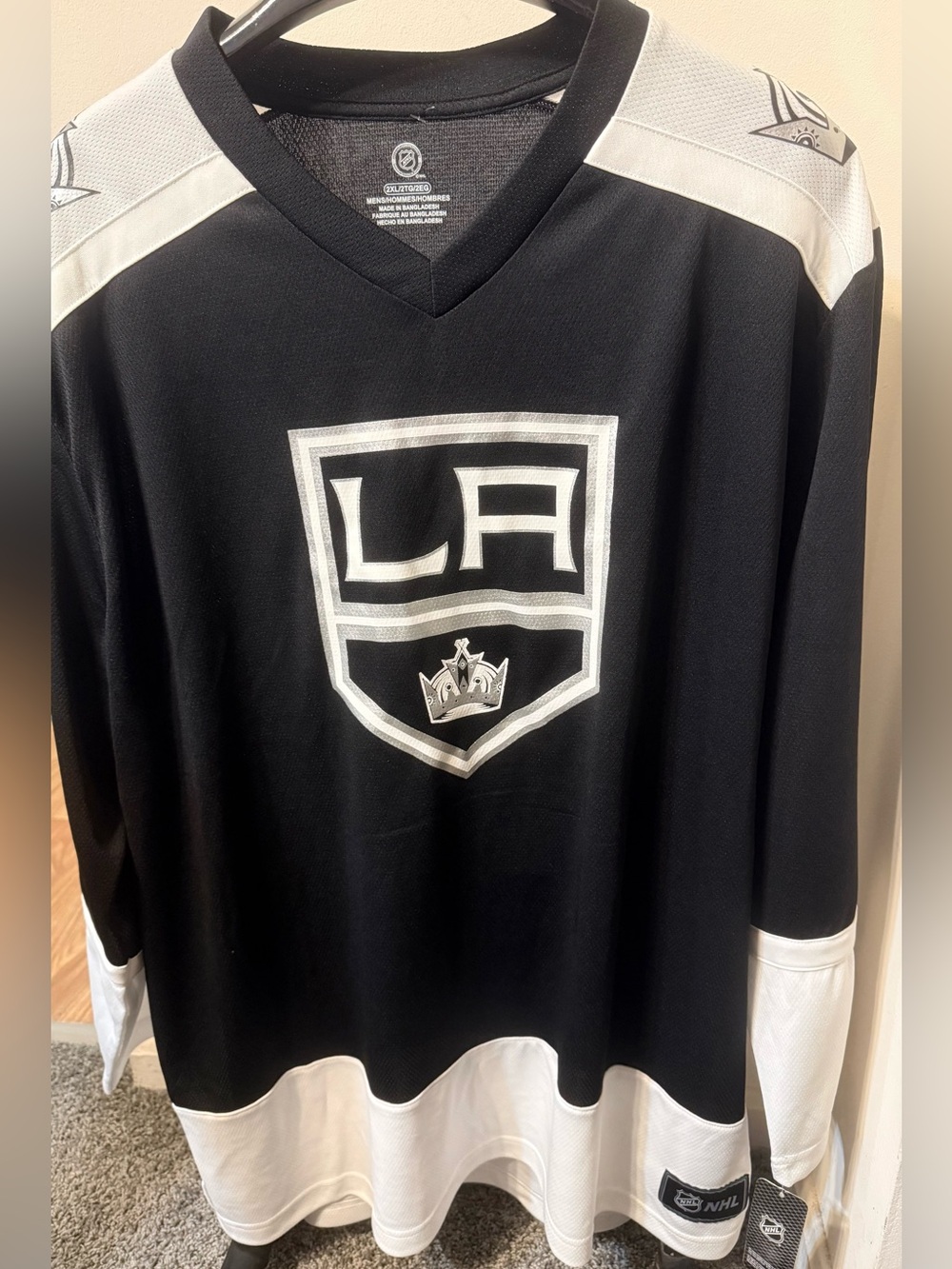 NWT Los Angeles LA Kings NHL Hockey Black White Jersey Men’s Size 2XL